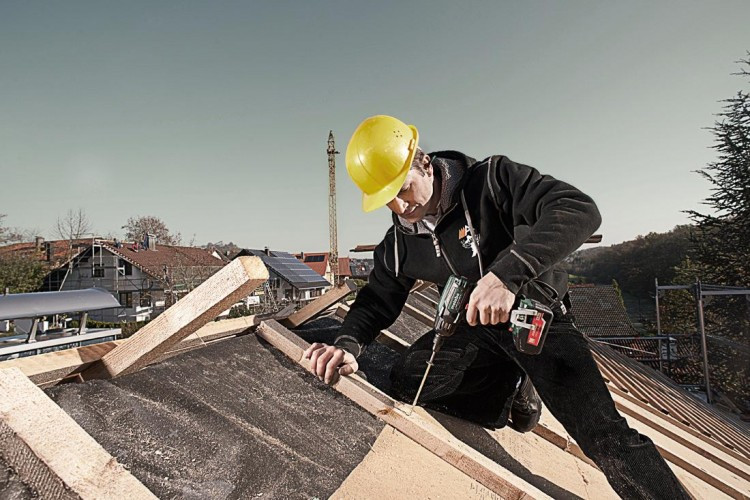 Гайковерт аккумуляторный METABO SSW 18 LTX 4,0 Ач 400 BL ударный, бесщеточный 602205500 Аккумулятор Li-Power (18 В/4,0 А-час) - 2 штуки