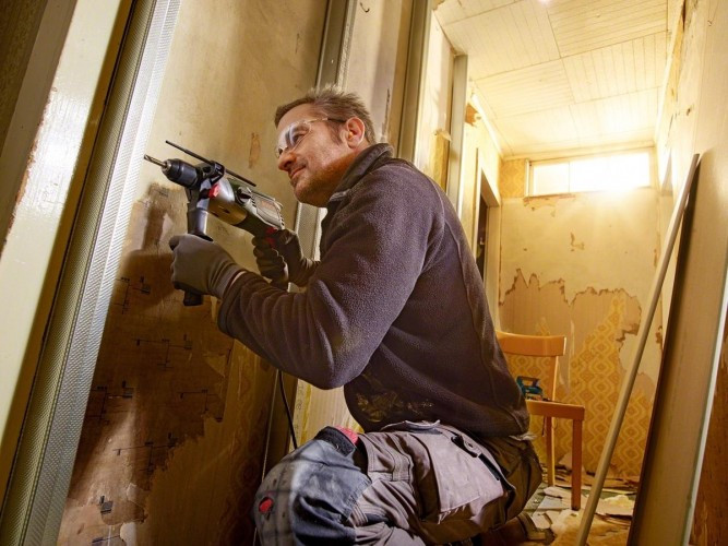 Дрель ударная сетевая BOSCH AdvancedImpact 900 0603174020 Кейс