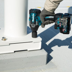 Гайковерт аккумуляторный MAKITA TW 007 GD201 TW007GD201